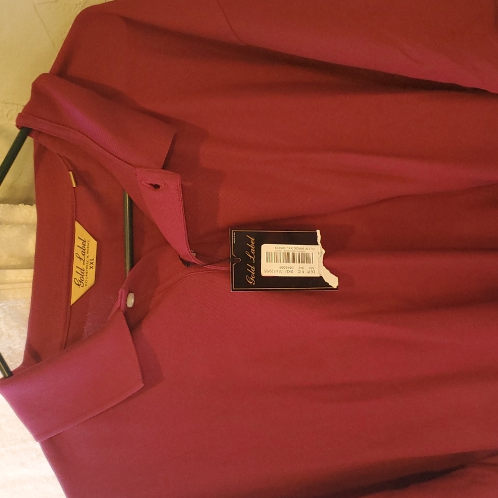 Men's short sleeve collard shirt